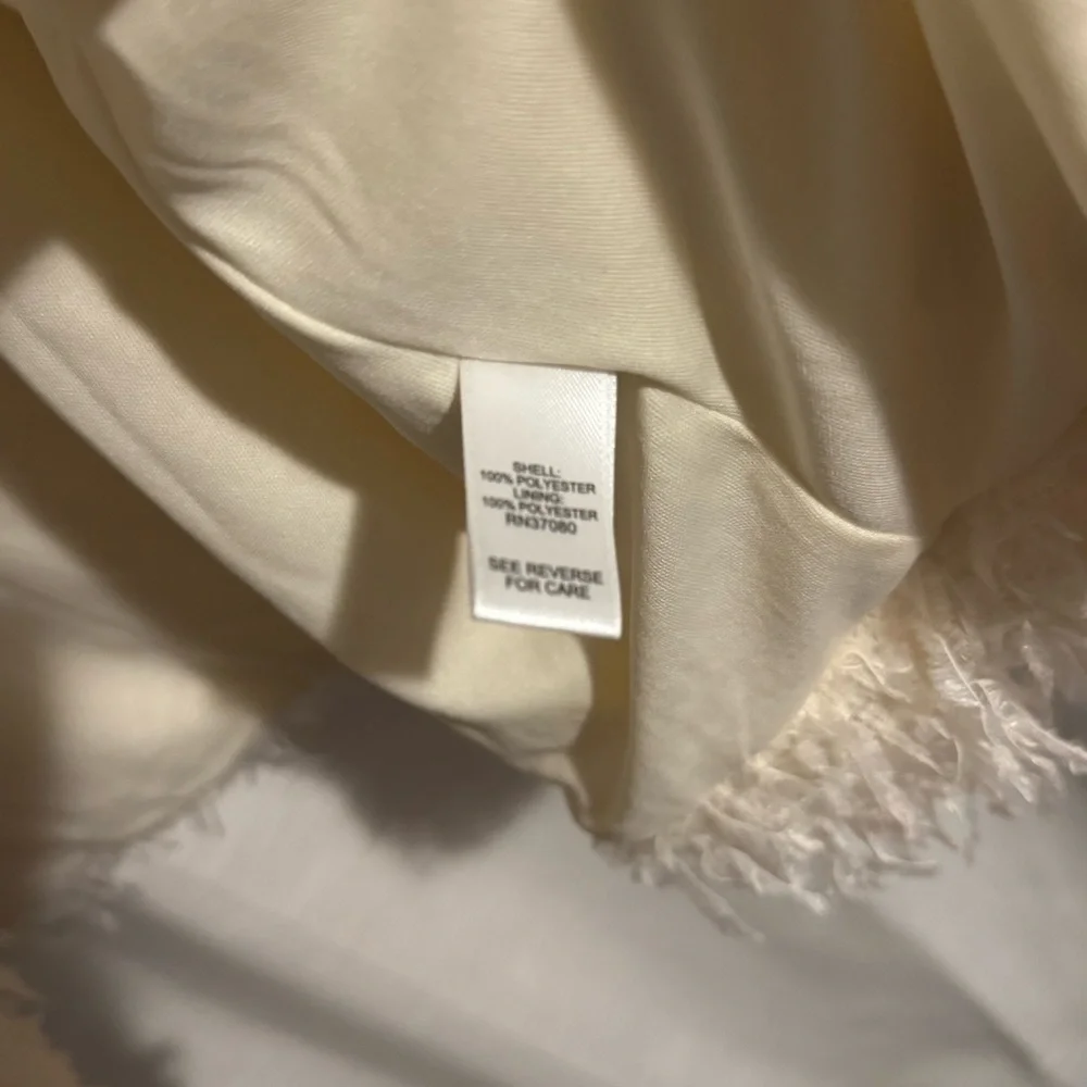 Fun Cream Faux Fur Vest - Picture 3 of 5